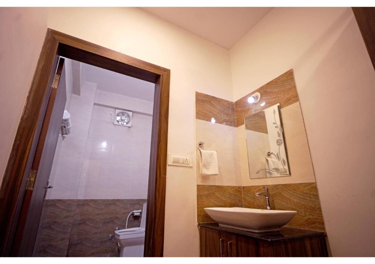 Hotel Raha Udaipur Exterior foto