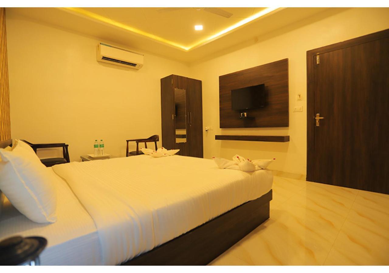 Hotel Raha Udaipur Exterior foto